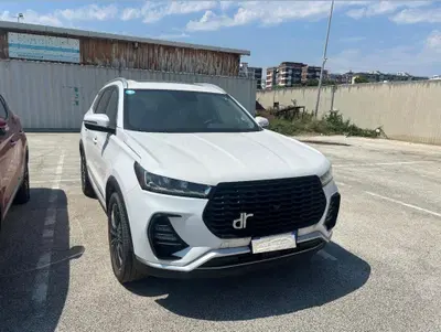 Dr DR 5.0 5 Stilnovo 1.4 t-gdi Gpl dct del 2022 usata a Bari