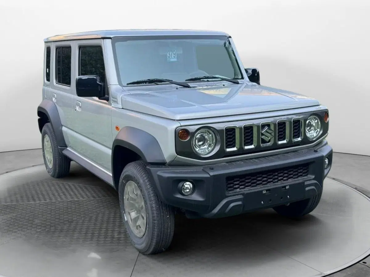 Suzuki Jimny nuova a Salerno (2)