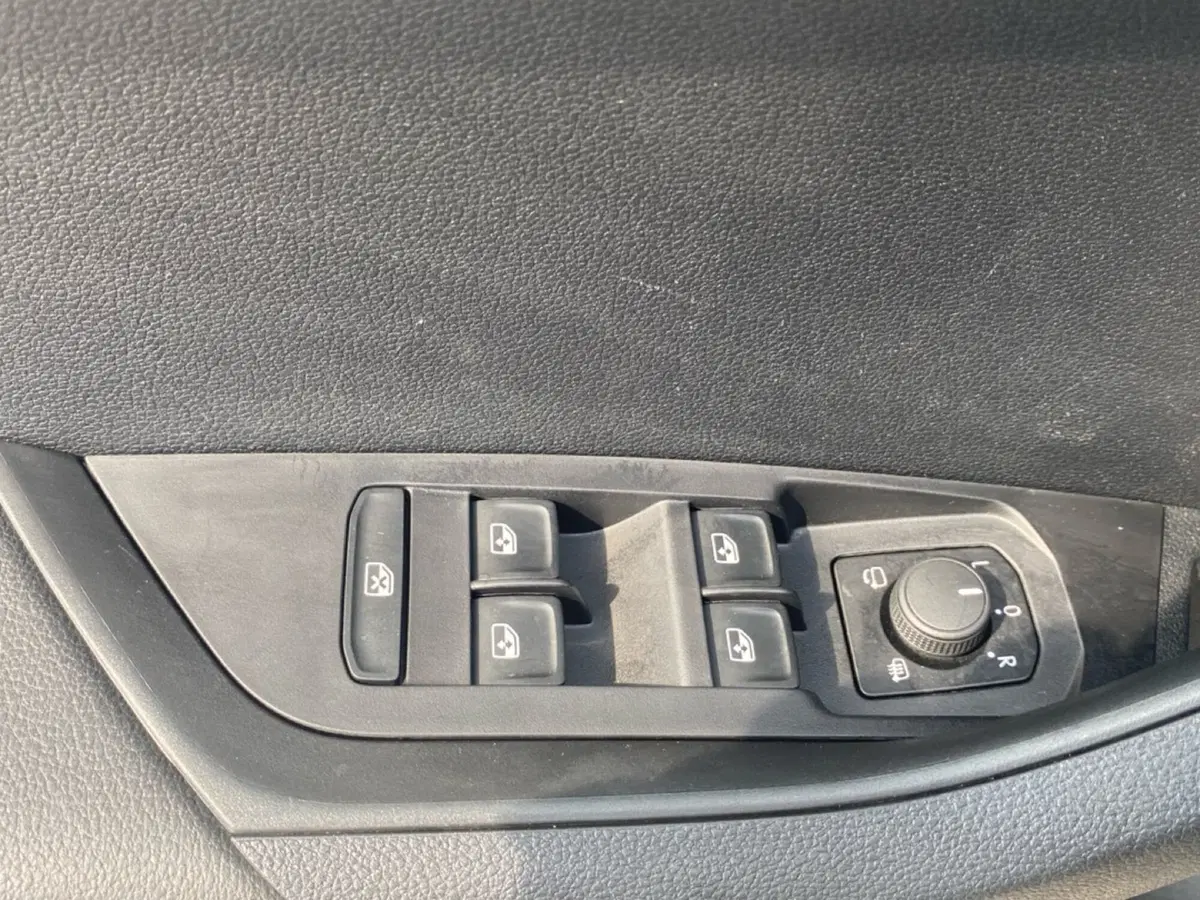 Skoda Karoq usata a Catanzaro (19)