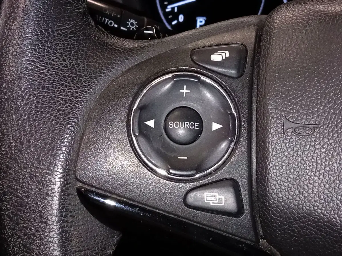 Honda HR-V usata a Rimini (13)
