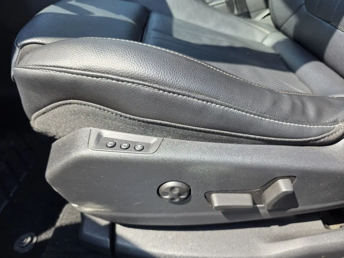 Opel Grandland X usata a Rimini (14)