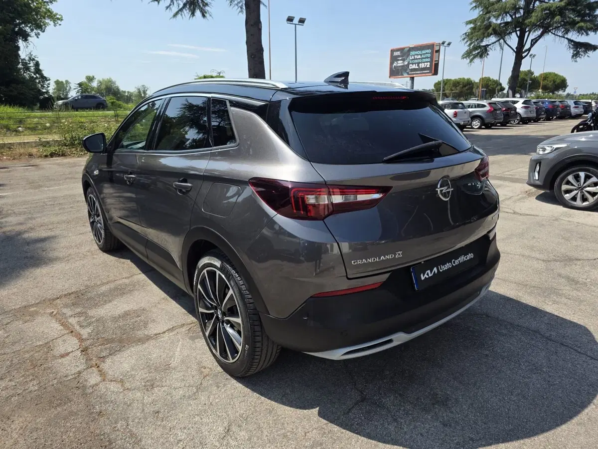 Opel Grandland X usata a Rimini (7)