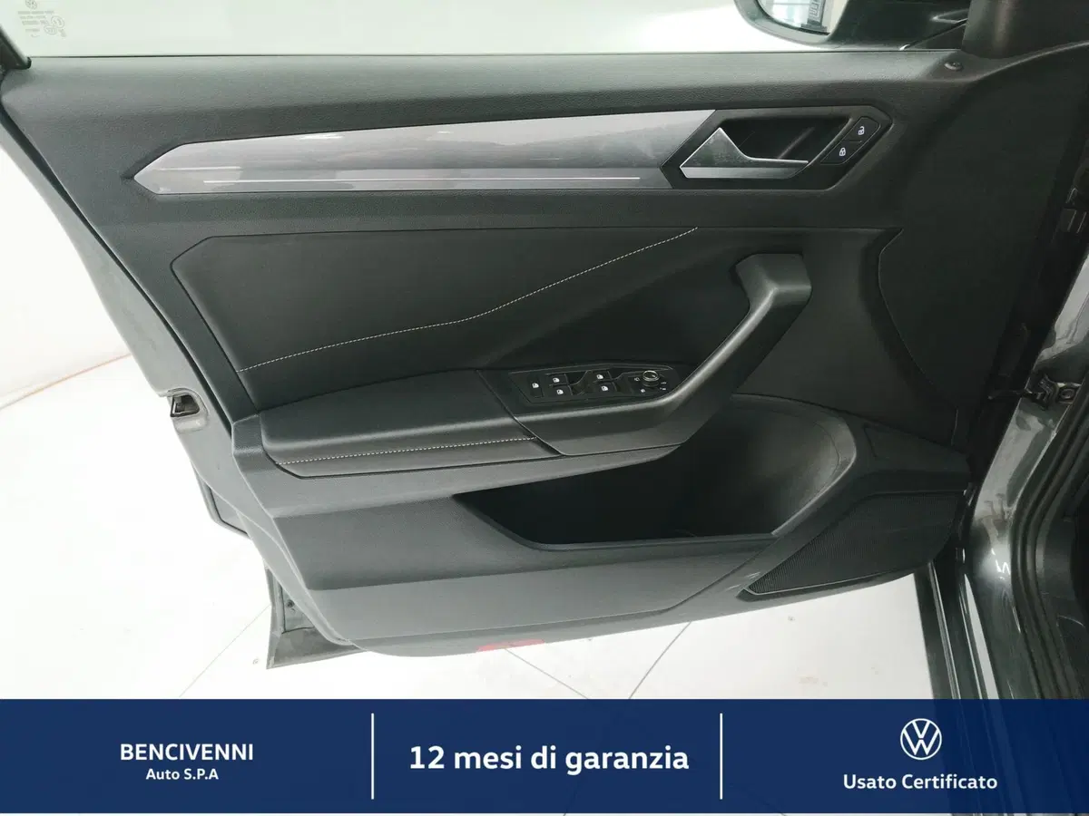Volkswagen T-Roc usata a Catanzaro (16)