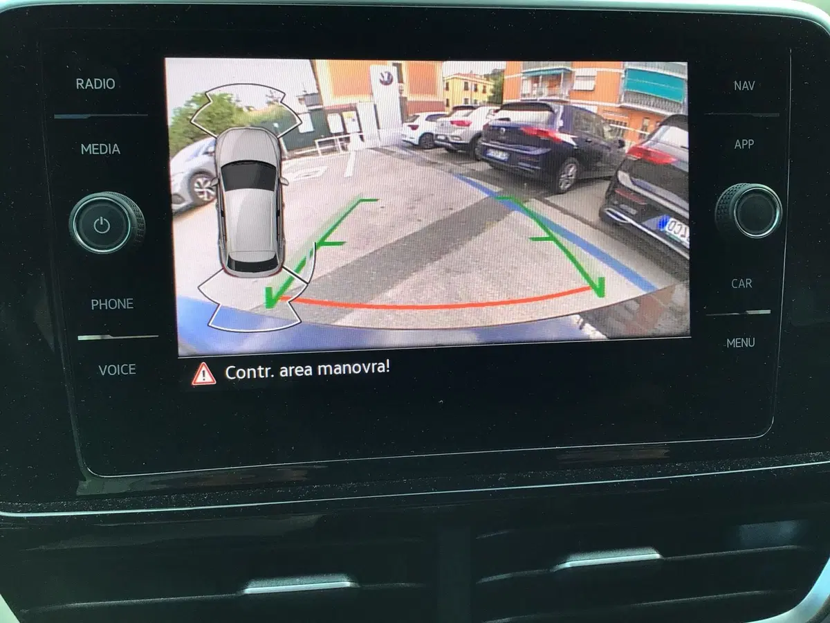 Volkswagen T-Roc usata a Genova (19)