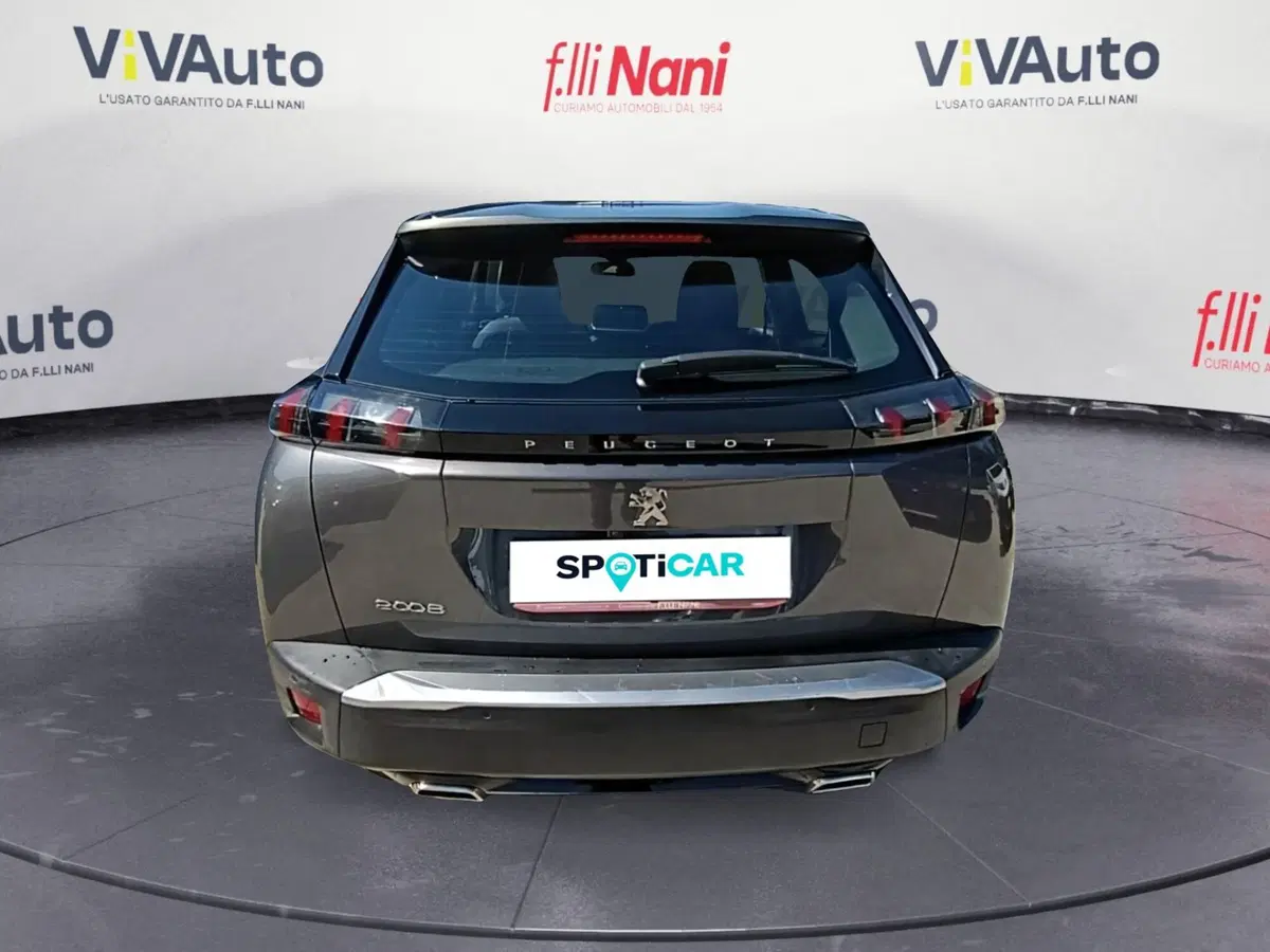 Peugeot 2008 usata a Massa-Carrara (4)