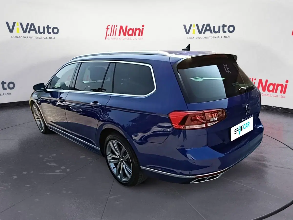 Volkswagen Passat Variant usata a Massa-Carrara (2)