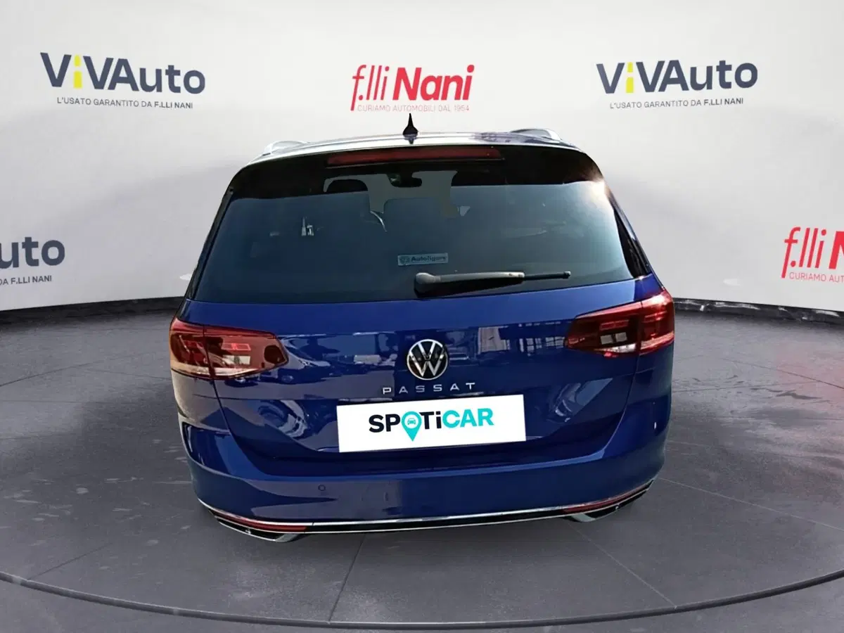 Volkswagen Passat Variant usata a Massa-Carrara (4)