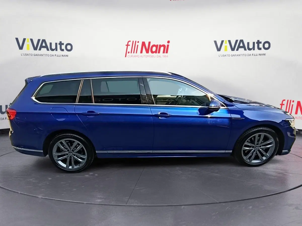 Volkswagen Passat Variant usata a Massa-Carrara (8)