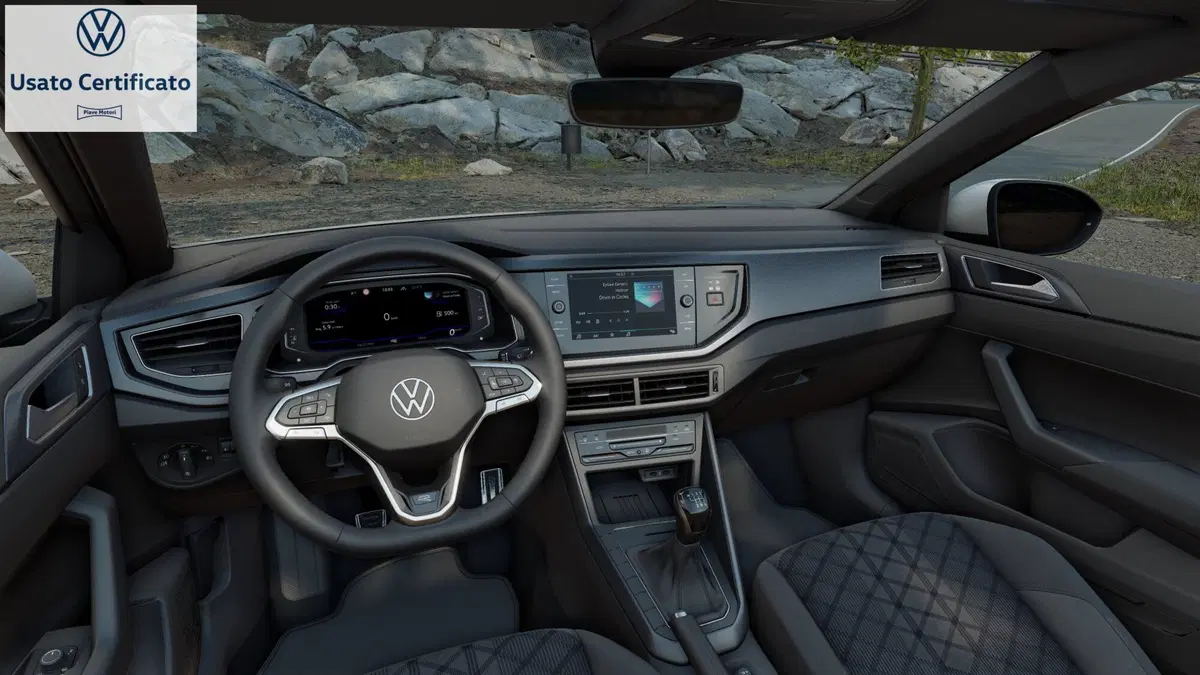 Volkswagen Taigo usata a Genova (10)