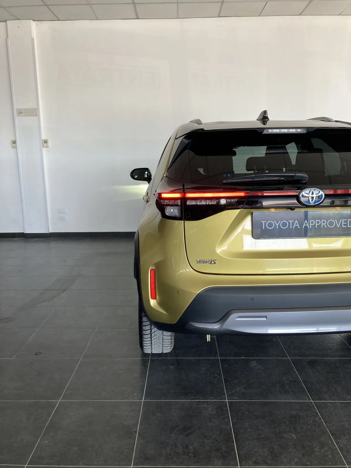 Toyota Yaris Cross usata a Foggia (9)