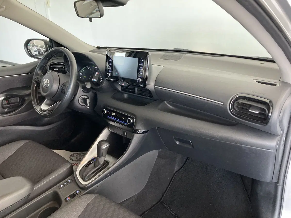 Toyota Yaris usata a Foggia (17)