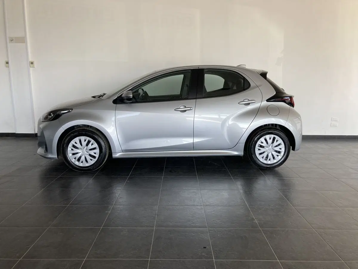 Toyota Yaris usata a Foggia (4)