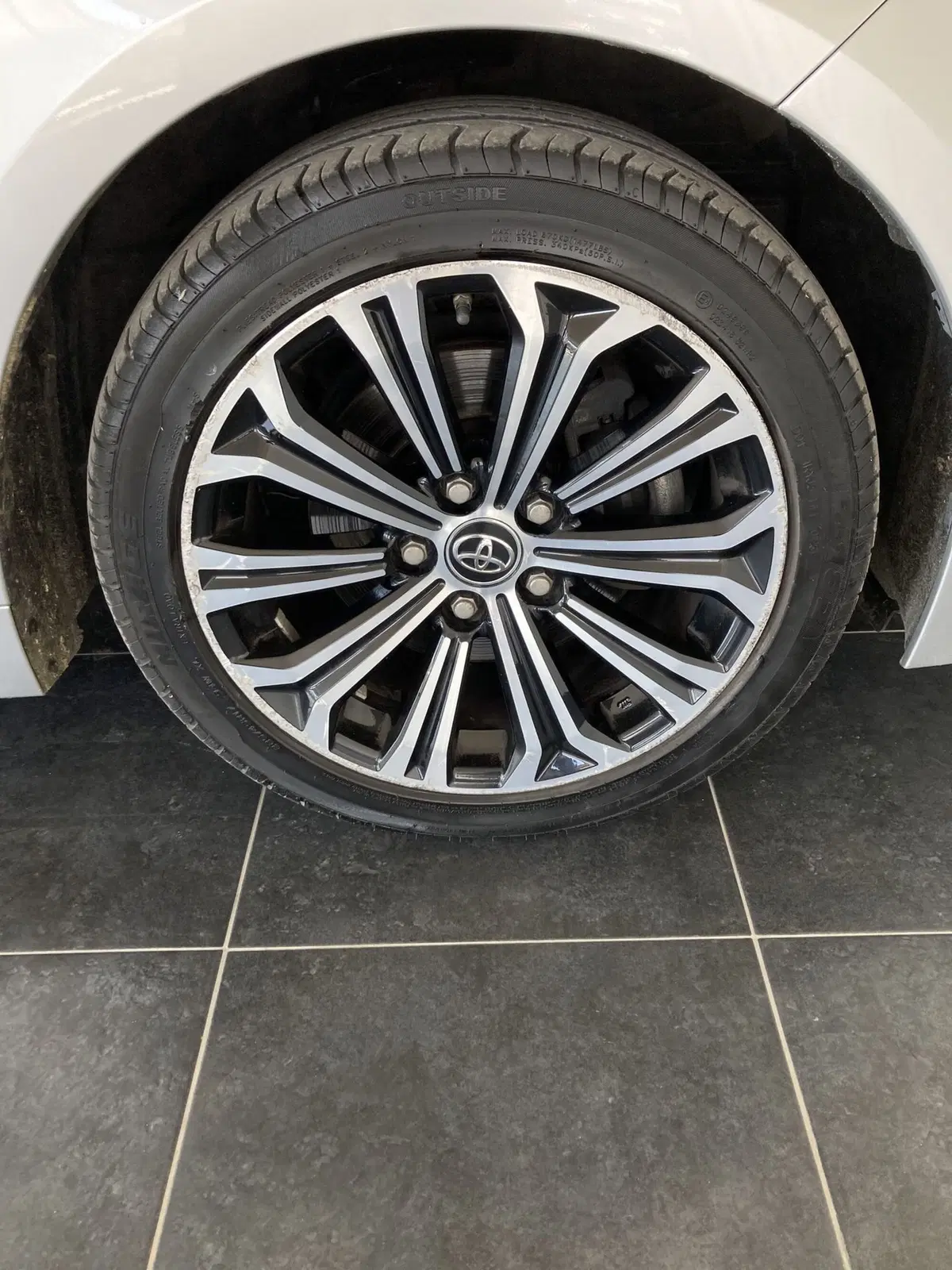Toyota Corolla Touring Sports usata a Foggia (17)