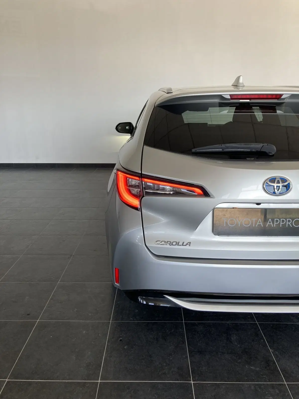 Toyota Corolla Touring Sports usata a Foggia (8)