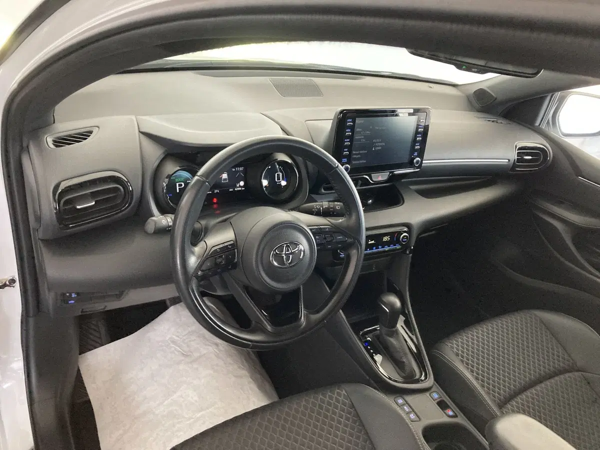 Toyota Yaris usata a Foggia (11)