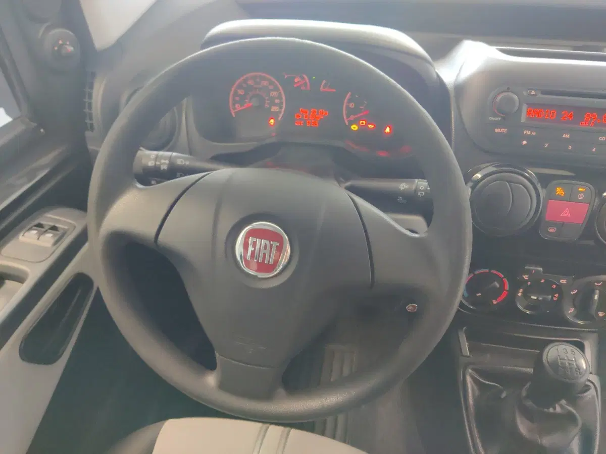 Fiat Qubo usata a Arezzo (19)