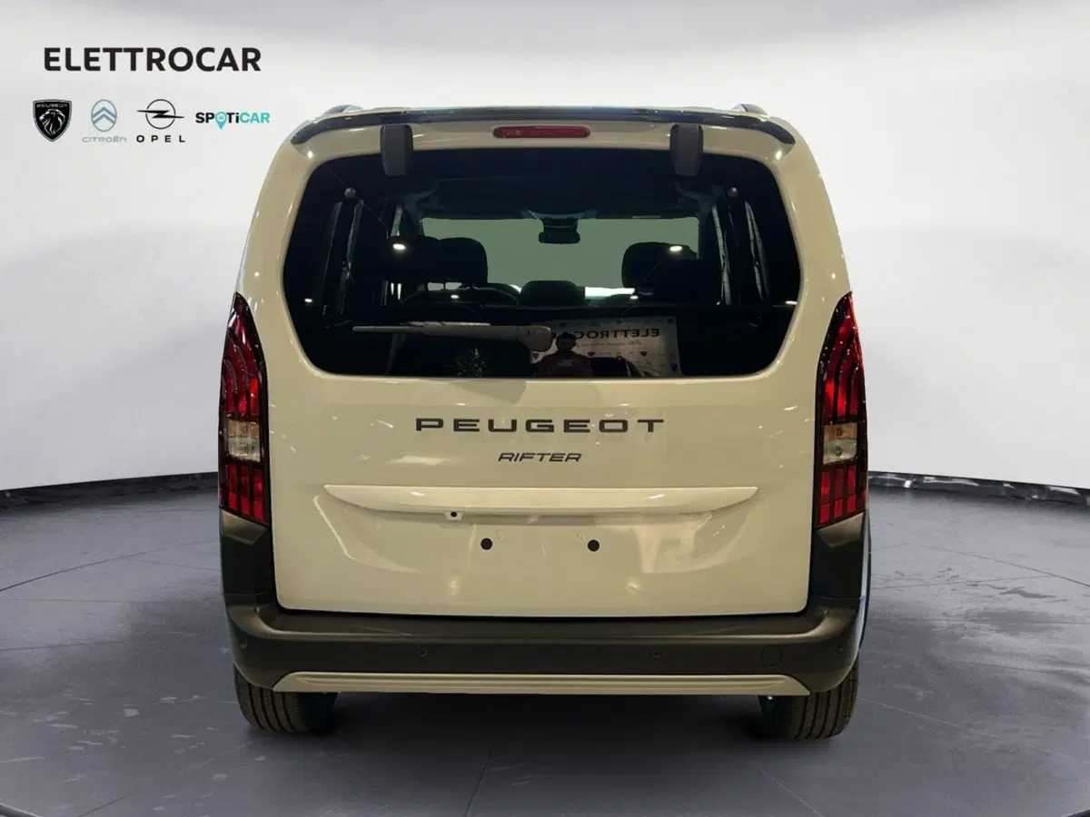 Peugeot Rifter nuova a Vicenza (4)