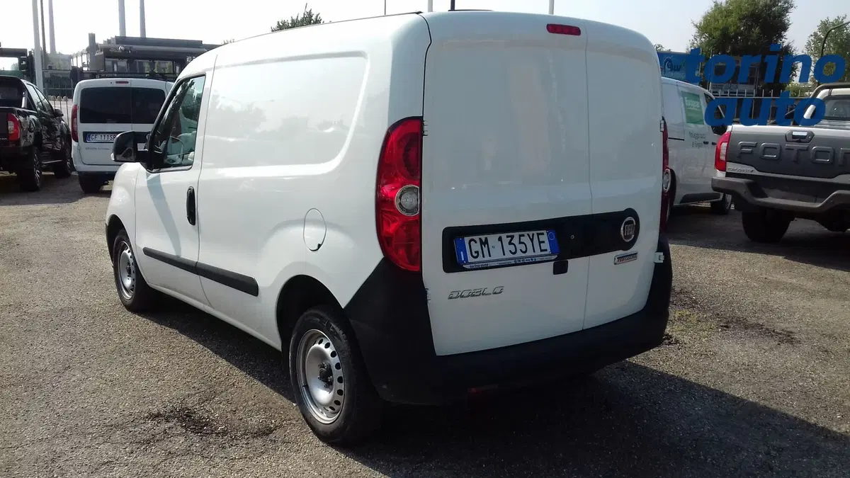 Fiat Doblò Furgone usata a Torino (2)