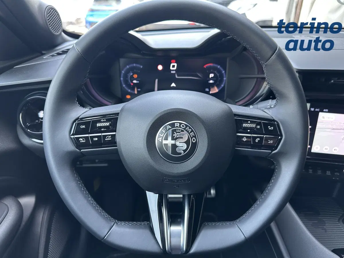 Alfa Romeo Junior usata a Torino (17)