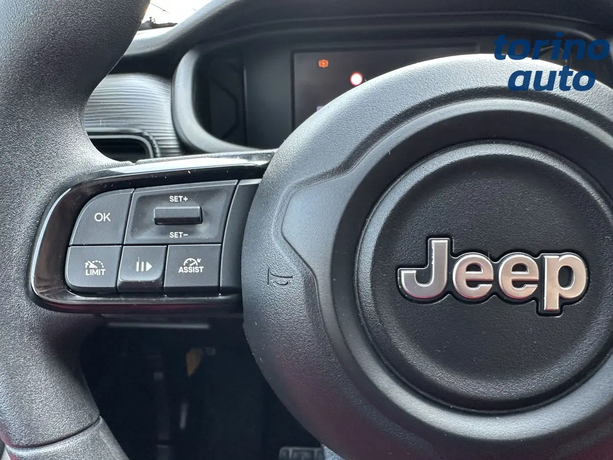 Jeep Avenger usata a Torino (18)