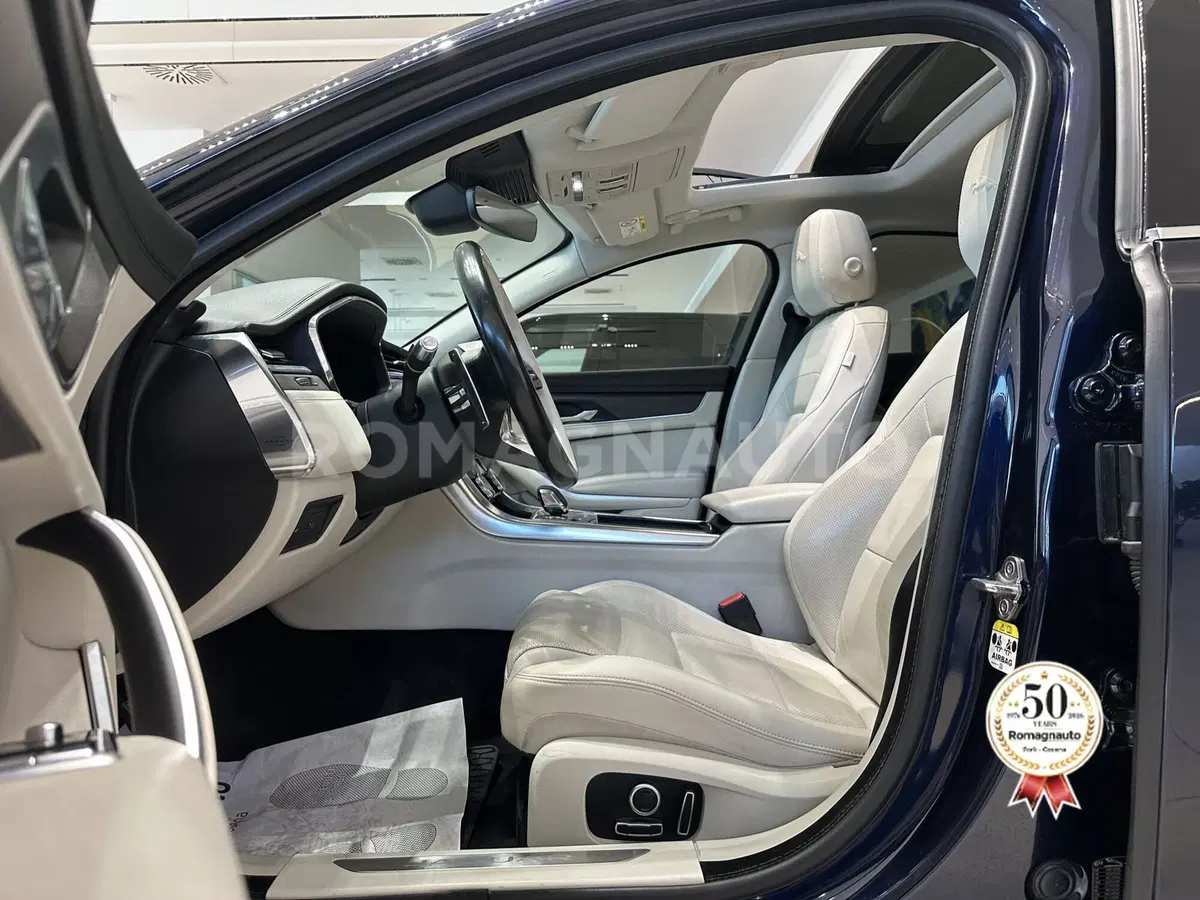 Jaguar XF usata a Forlì-Cesena (14)