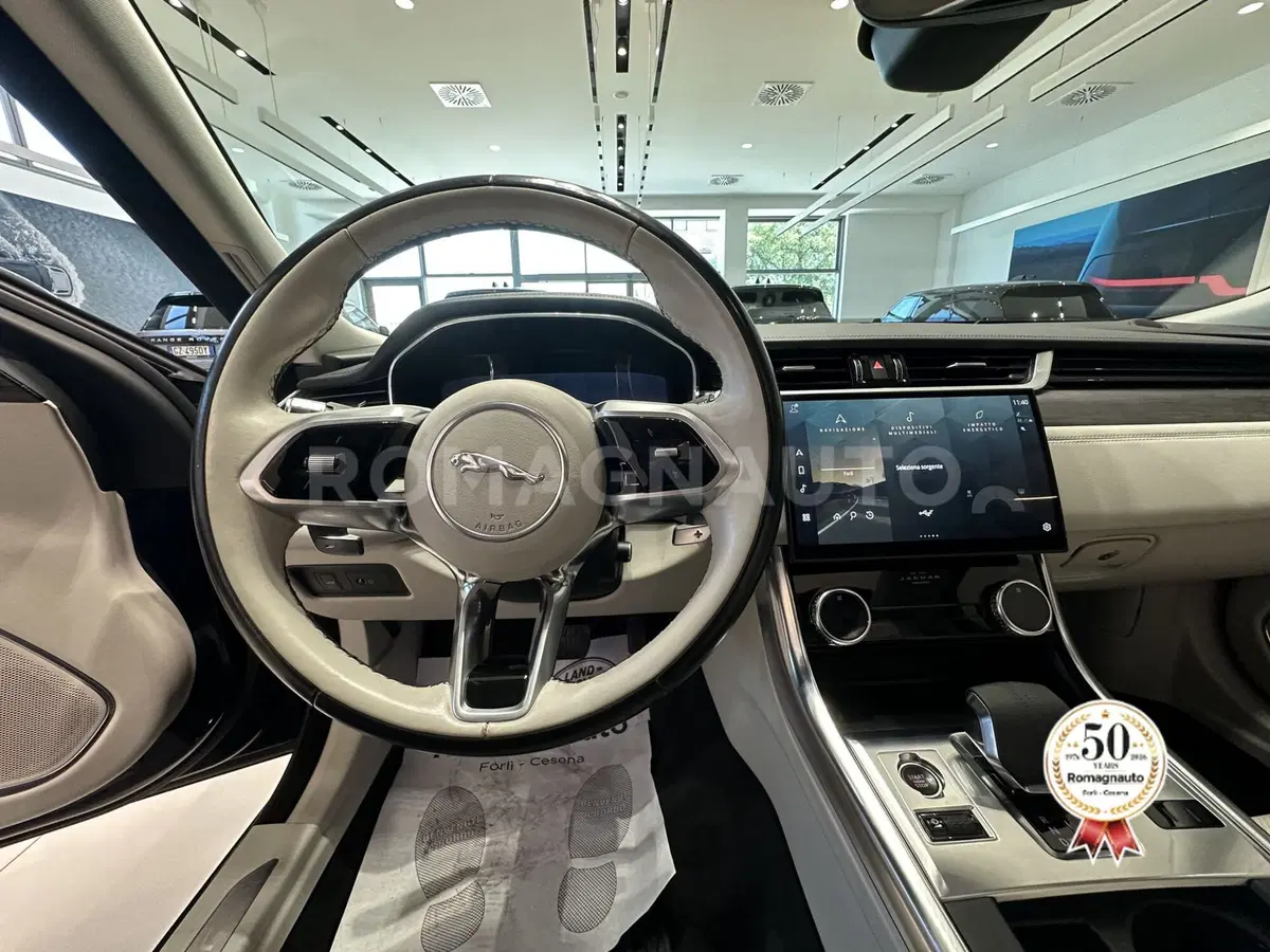 Jaguar XF usata a Forlì-Cesena (17)