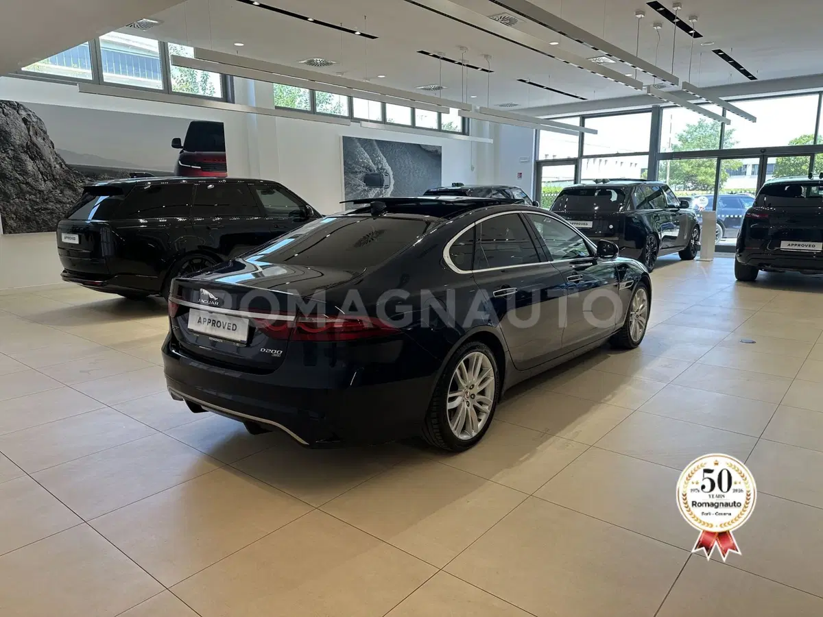 Jaguar XF usata a Forlì-Cesena (5)