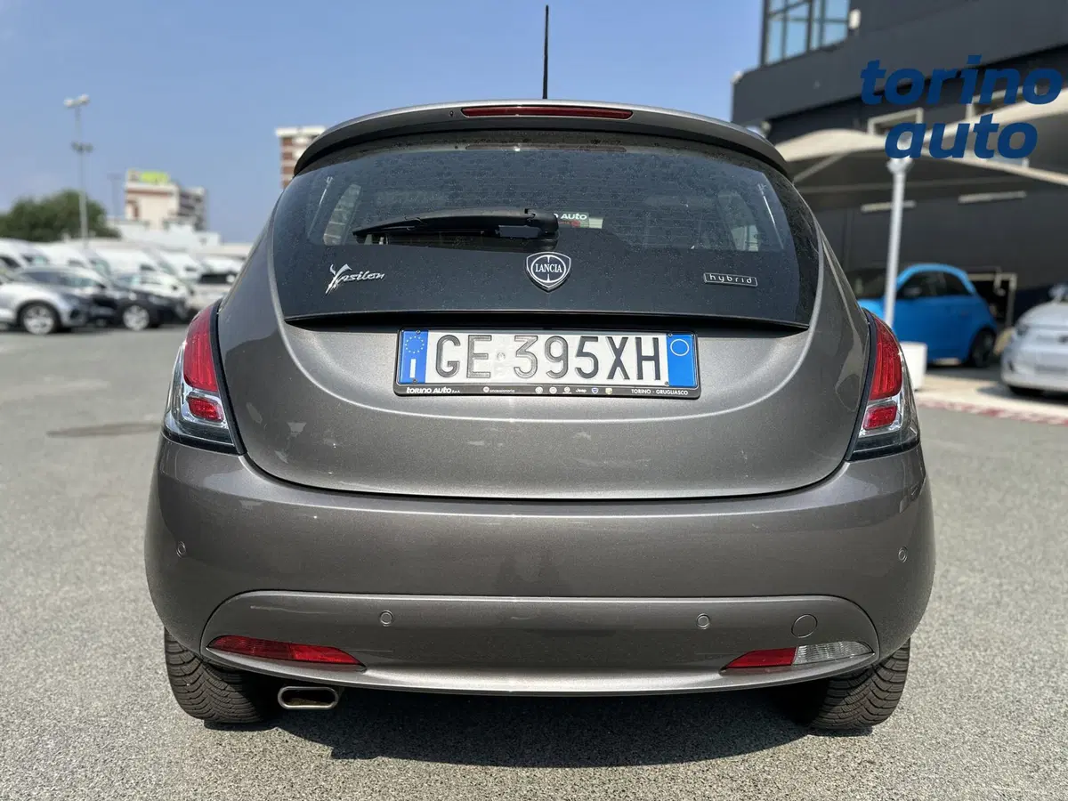 Lancia Ypsilon usata a Torino (6)
