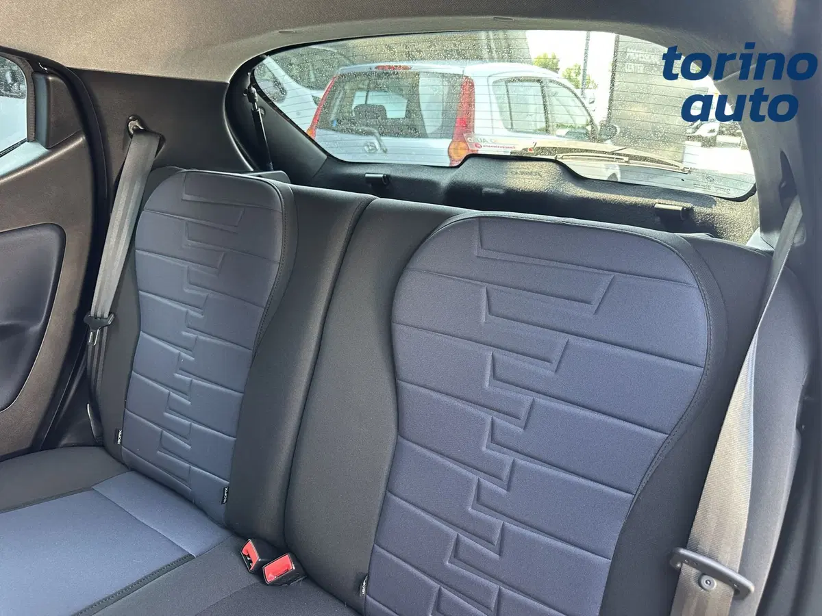 Lancia Ypsilon usata a Torino (10)