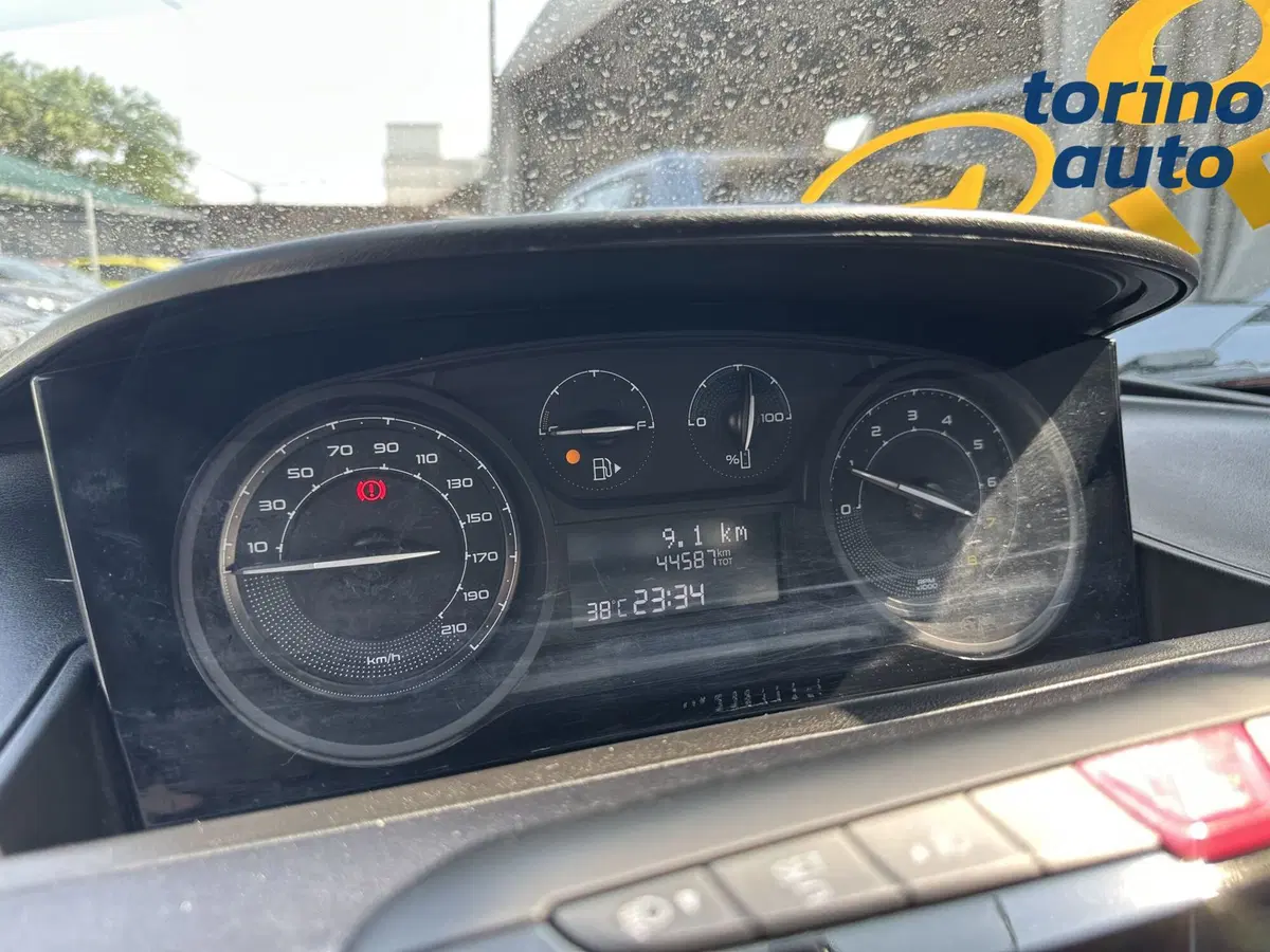 Lancia Ypsilon usata a Torino (18)