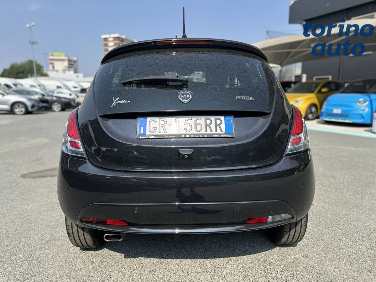 Lancia Ypsilon usata a Torino (6)