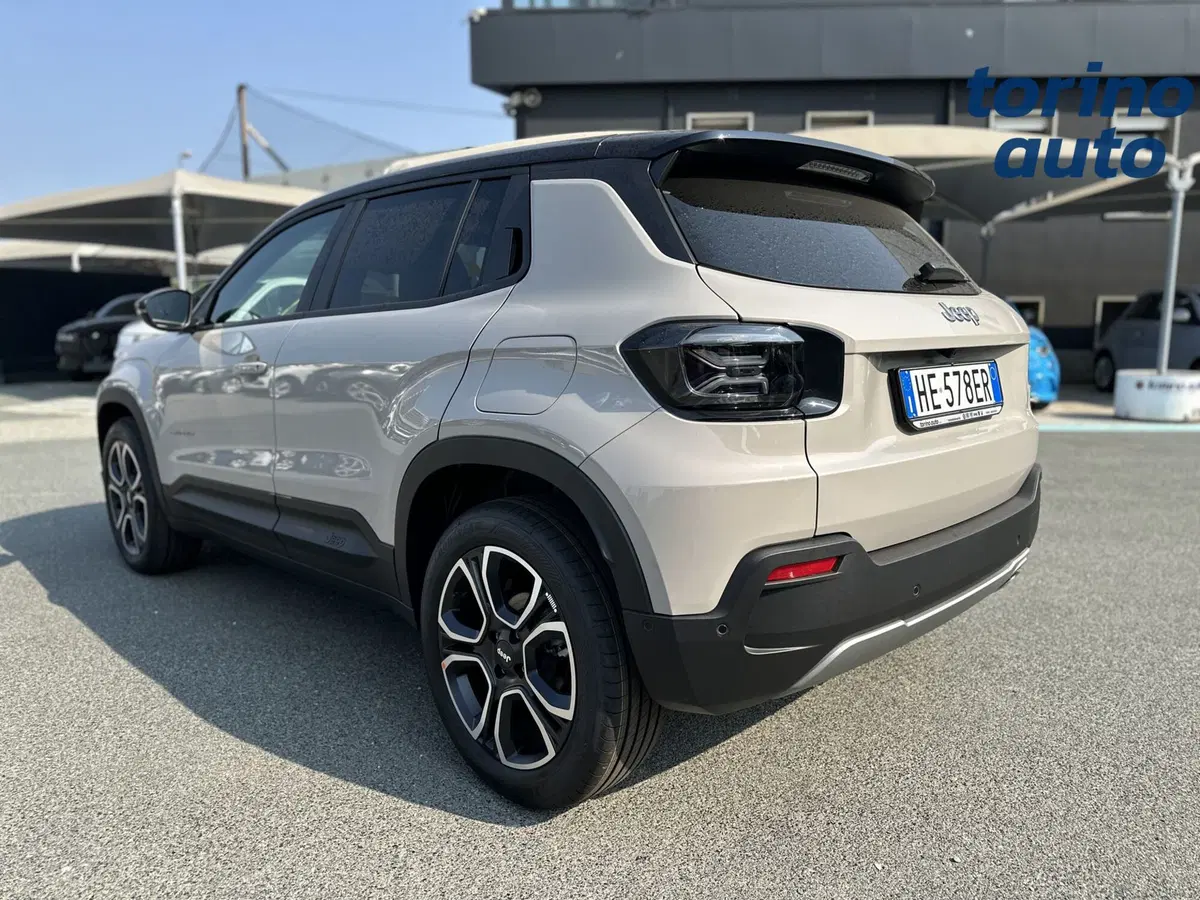 Jeep Avenger nuova a Torino (5)