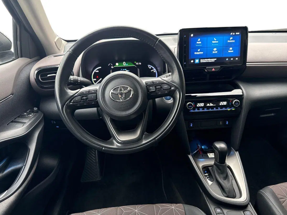 Toyota Yaris Cross usata a Reggio Calabria (8)