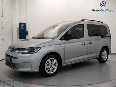 Volkswagen Veicoli Commerciali Caddy maxi 1.5 phev 150cv Edition dsg nuova a Busto Arsizio