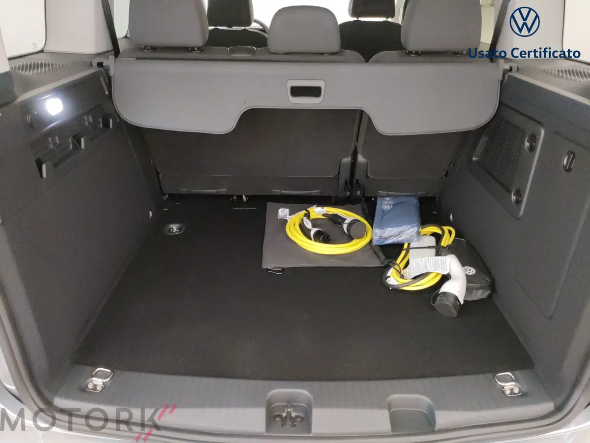 Volkswagen Veicoli Commerciali Caddy nuova a Varese (9)