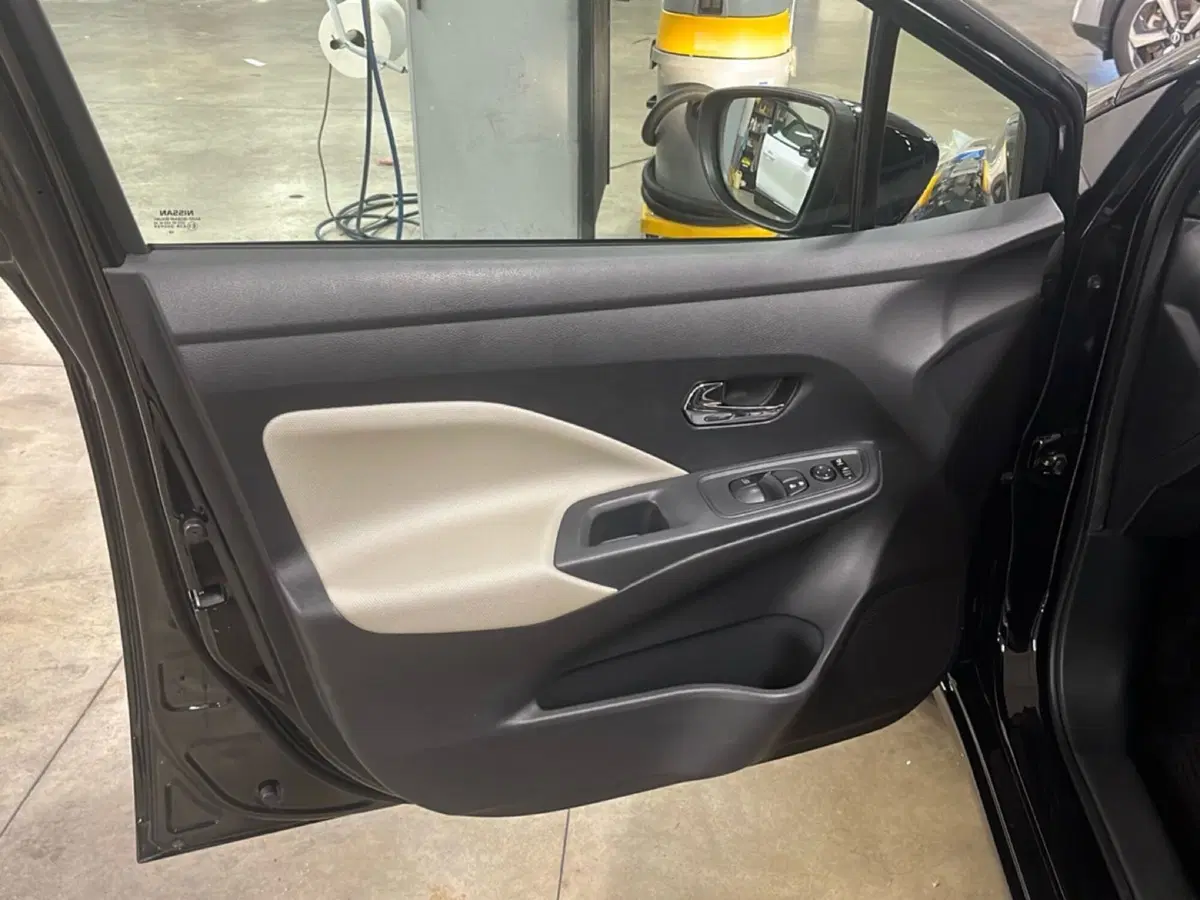 Nissan Micra usata a Vicenza (20)
