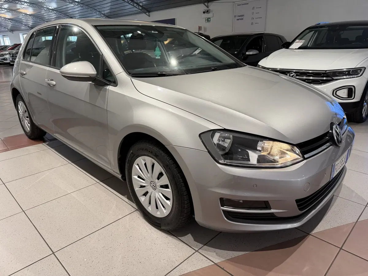 Volkswagen Golf usata a Genova (6)