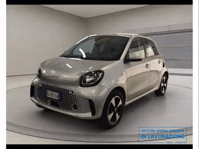 smart forfour forfour EQ Youngster del 2021 usata a Catania
