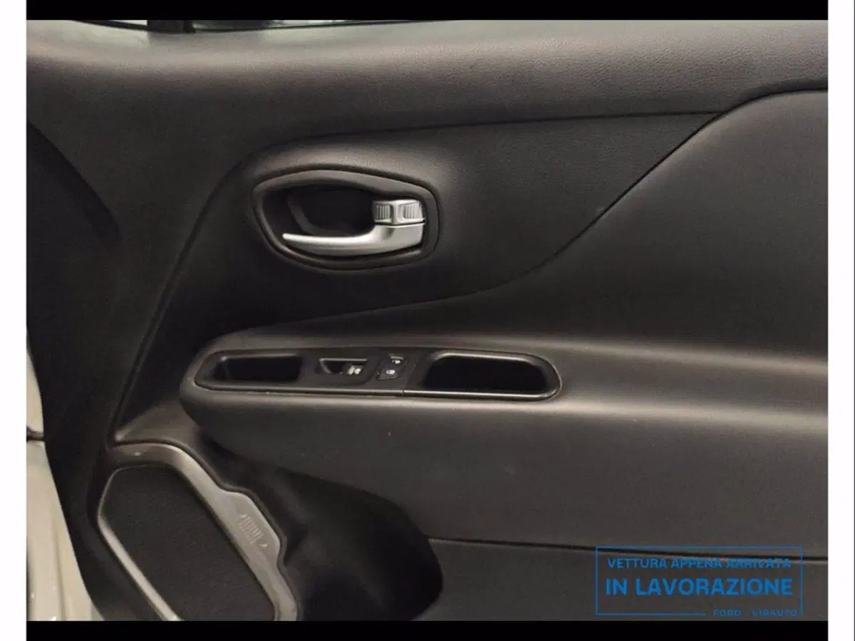 Jeep Renegade usata a Catania (14)