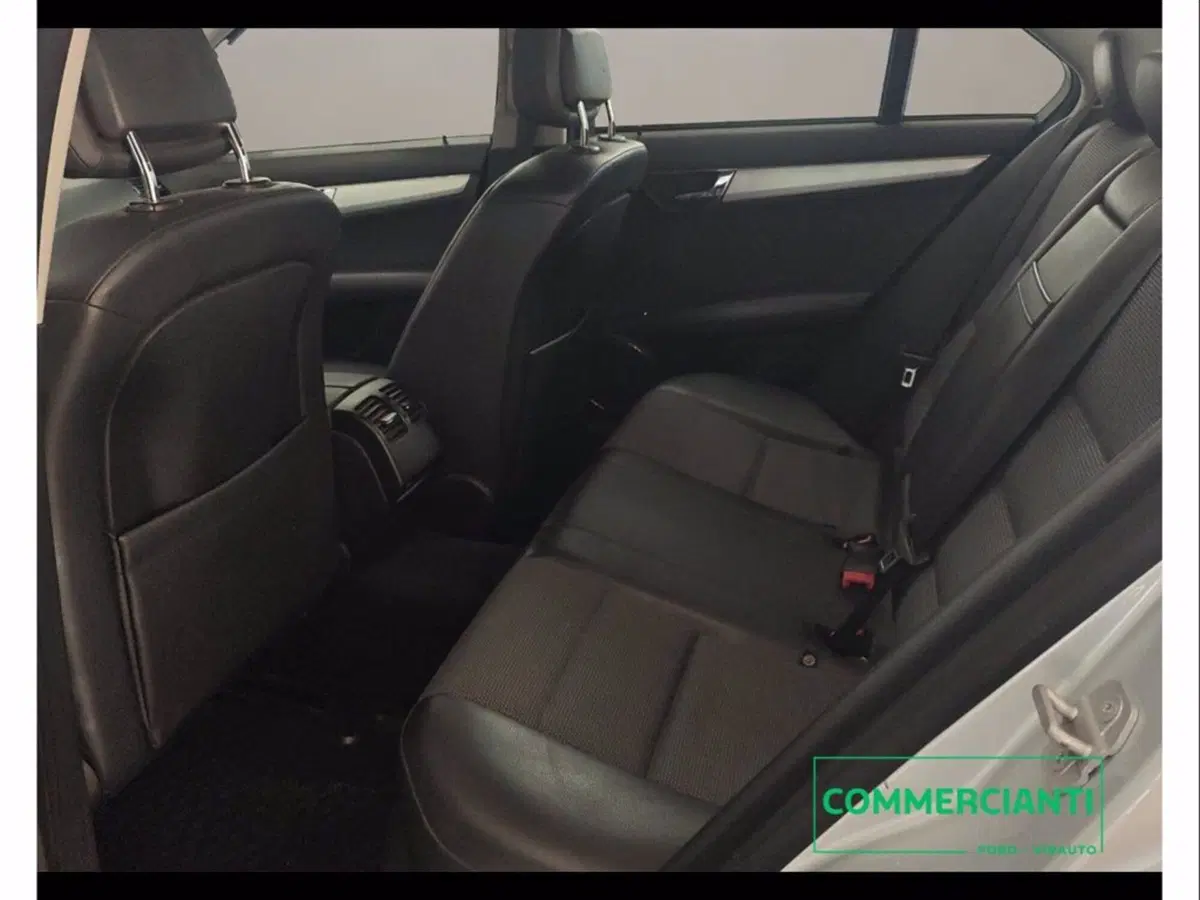 Mercedes-Benz Classe C usata a Catania (11)