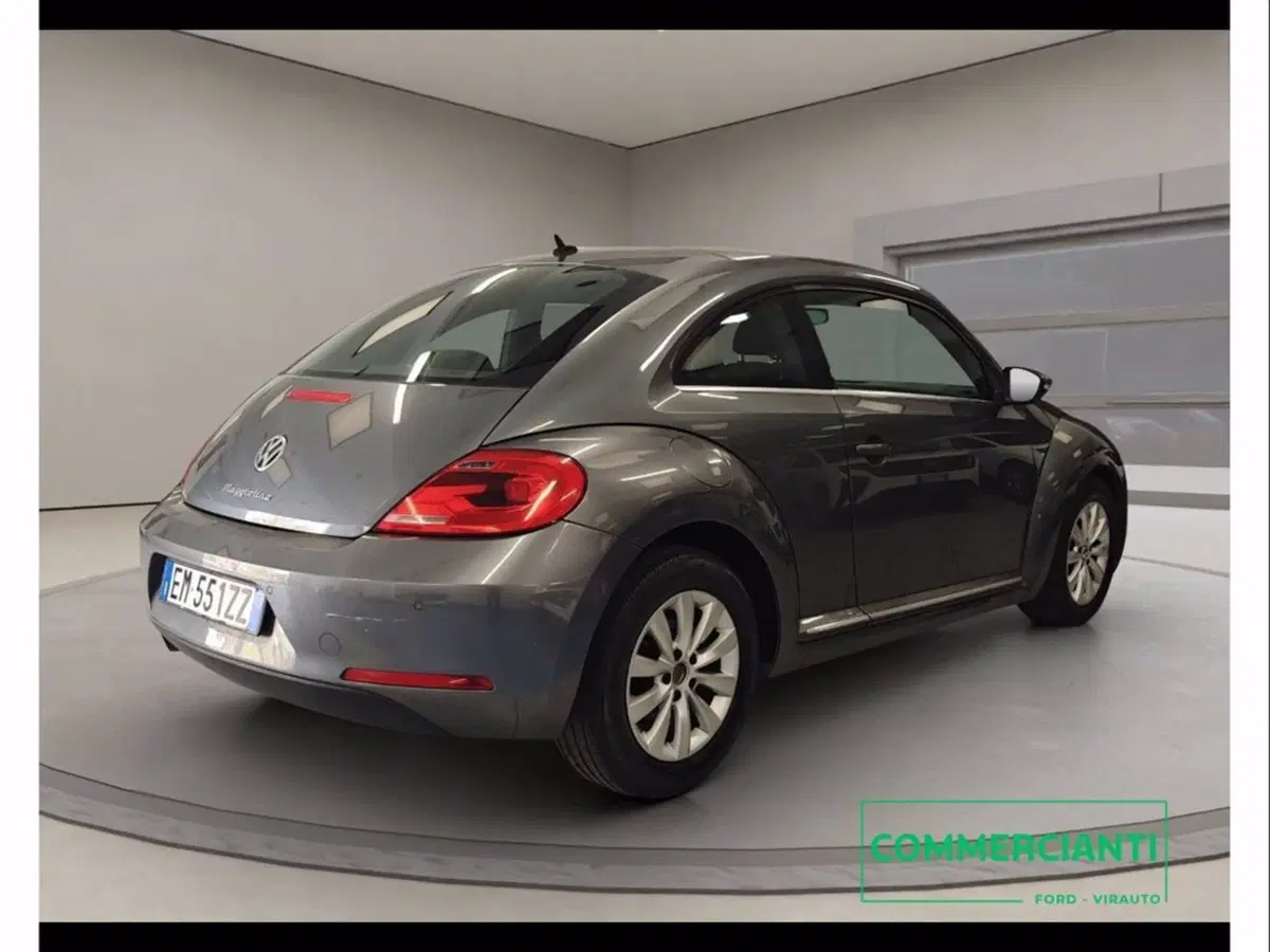 Volkswagen Maggiolino Cabrio usata a Catania (6)