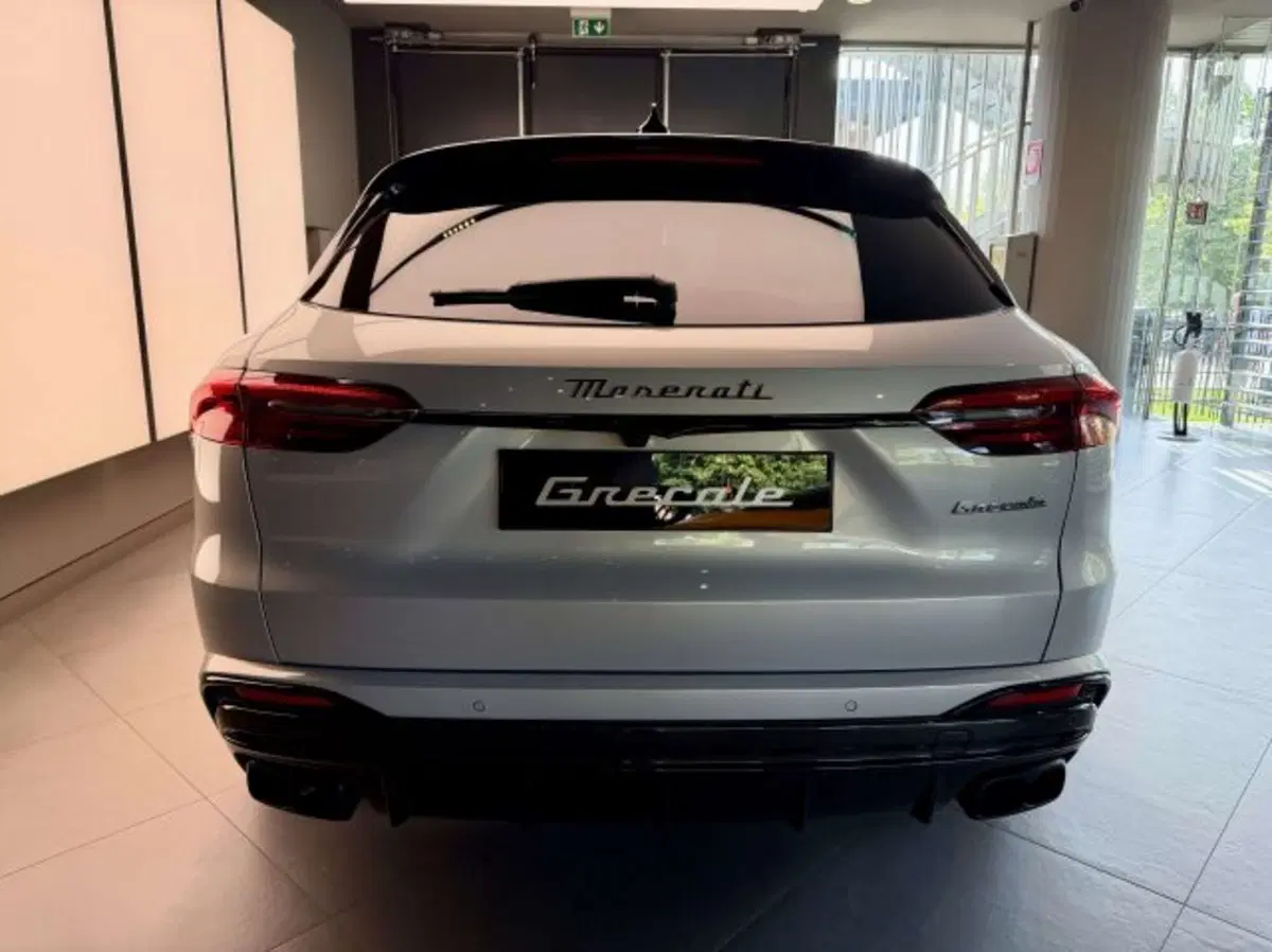 Maserati Grecale nuova a Torino (7)