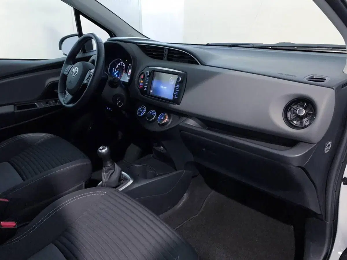 Toyota Yaris usata a Torino (10)