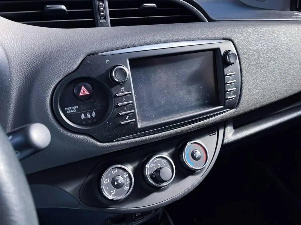 Toyota Yaris usata a Torino (7)