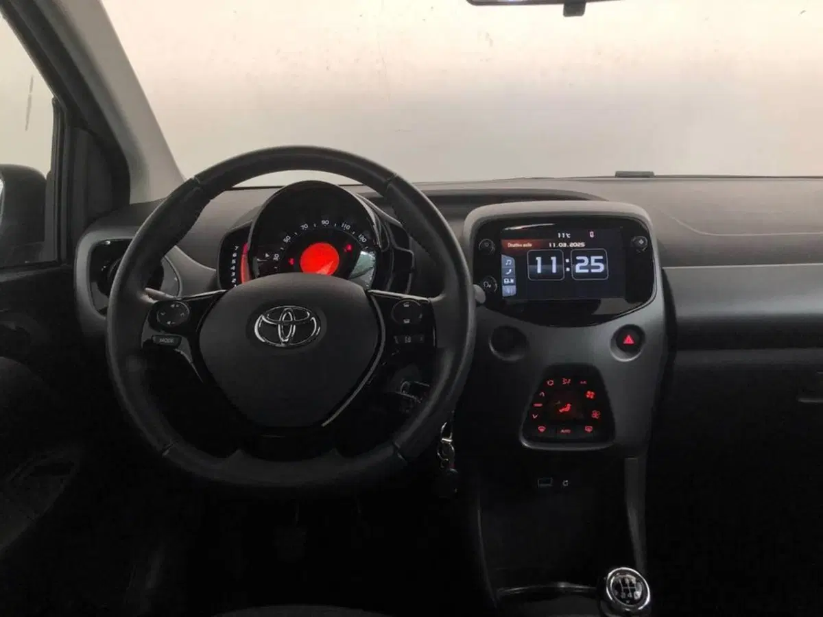 Toyota Aygo usata a Torino (10)