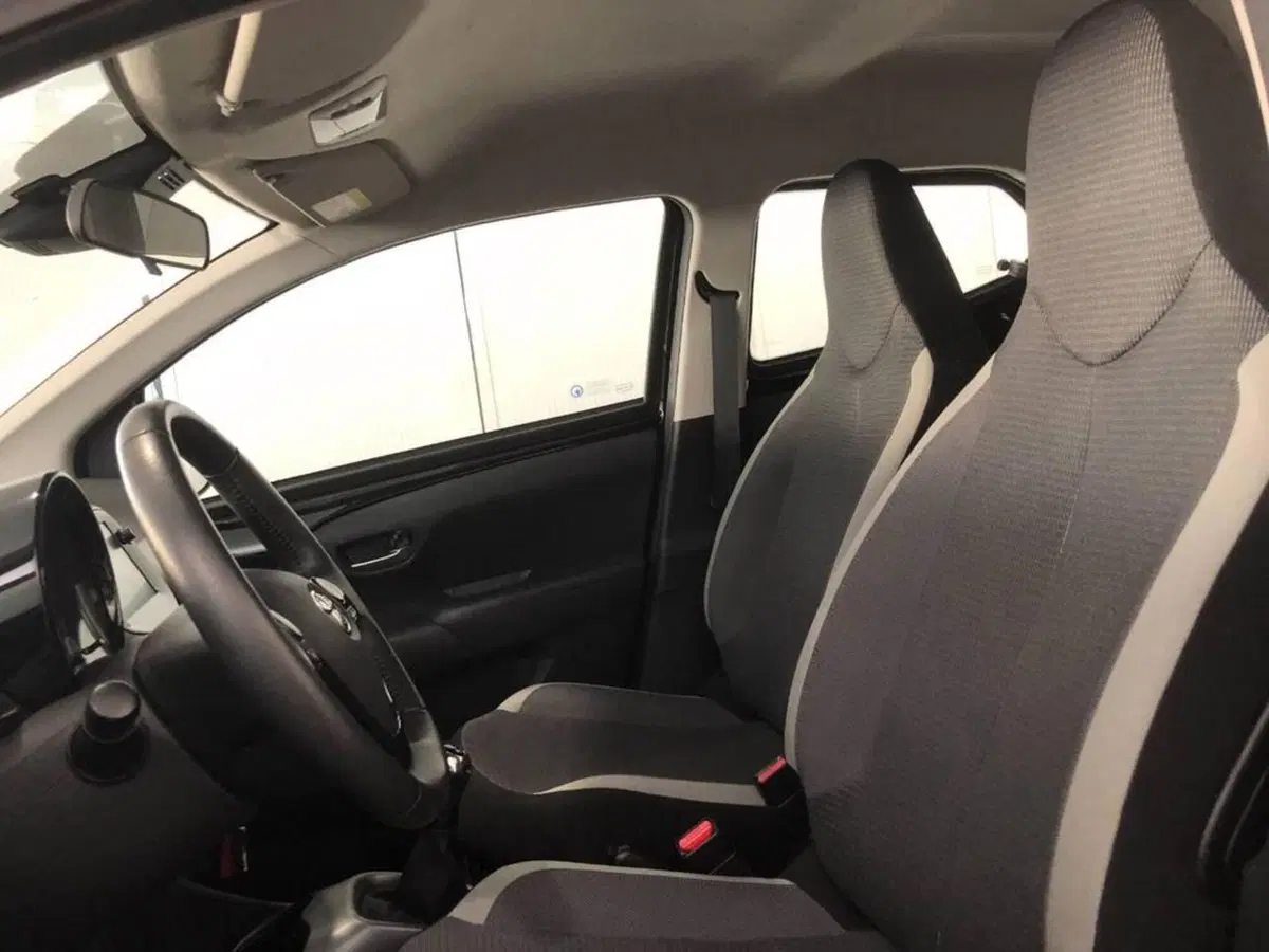 Toyota Aygo usata a Torino (14)