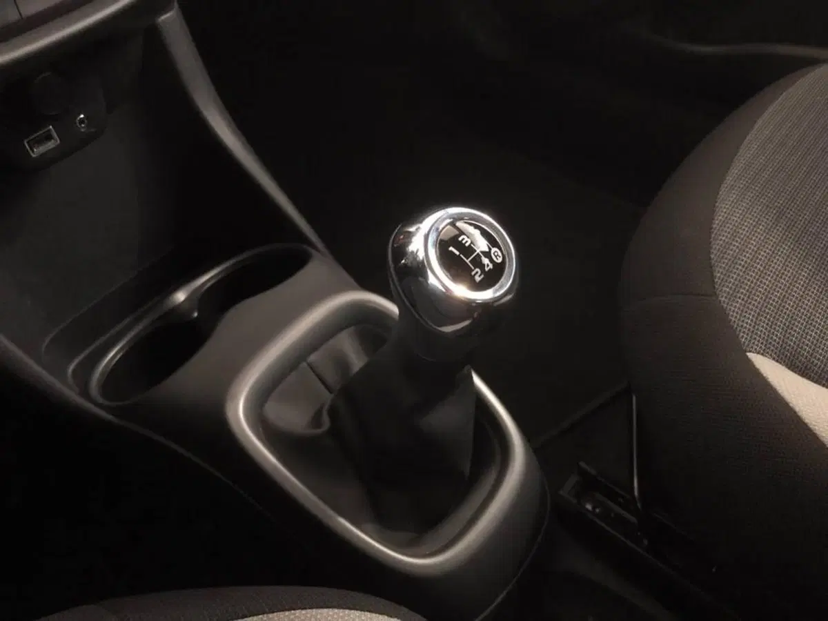 Toyota Aygo usata a Torino (9)