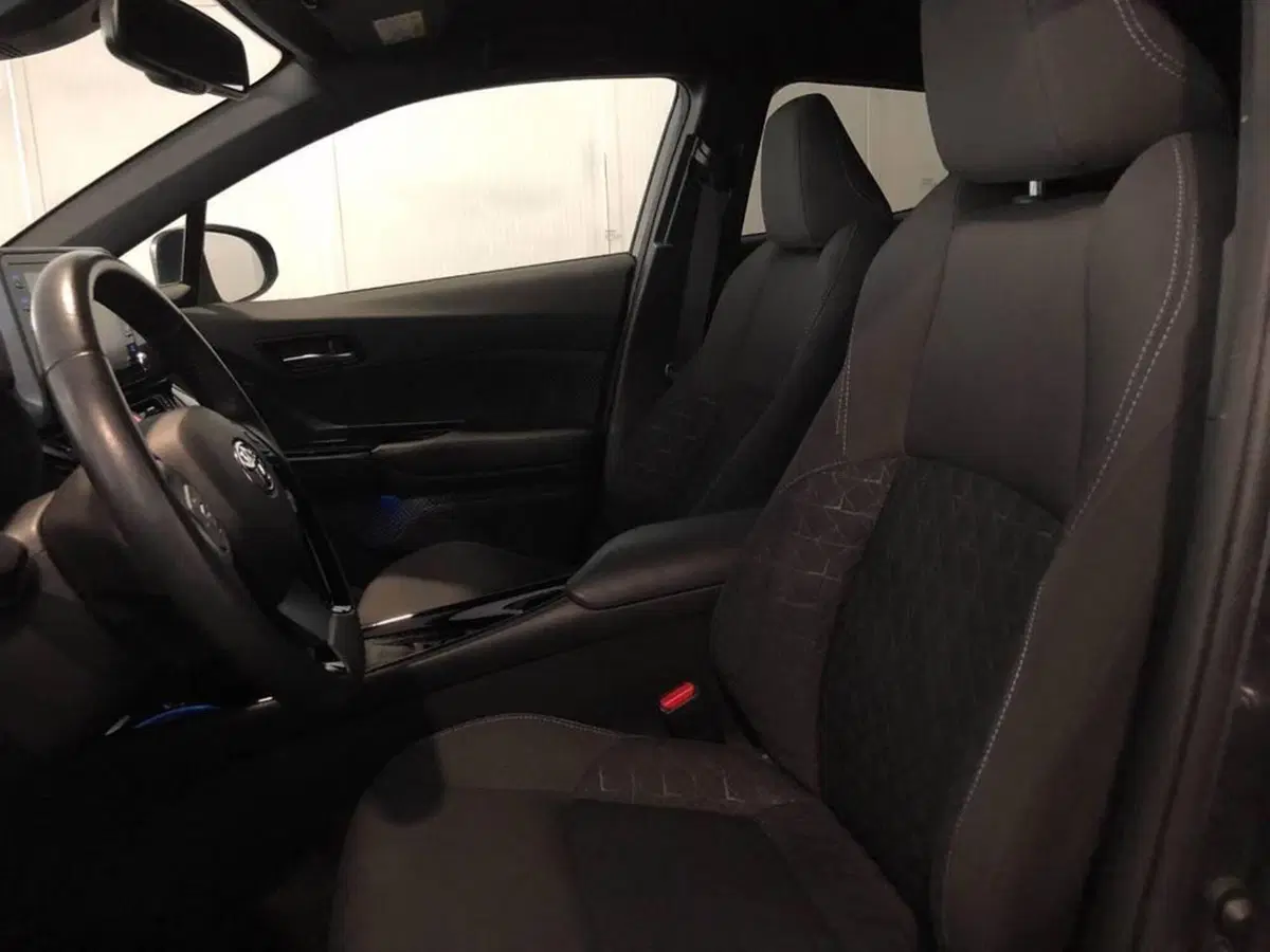 Toyota Toyota C-HR usata a Torino (12)