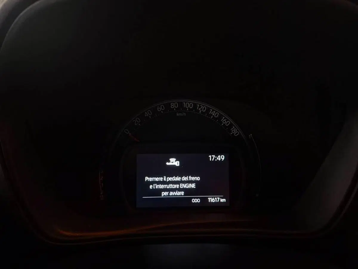 Toyota Aygo X usata a Torino (7)