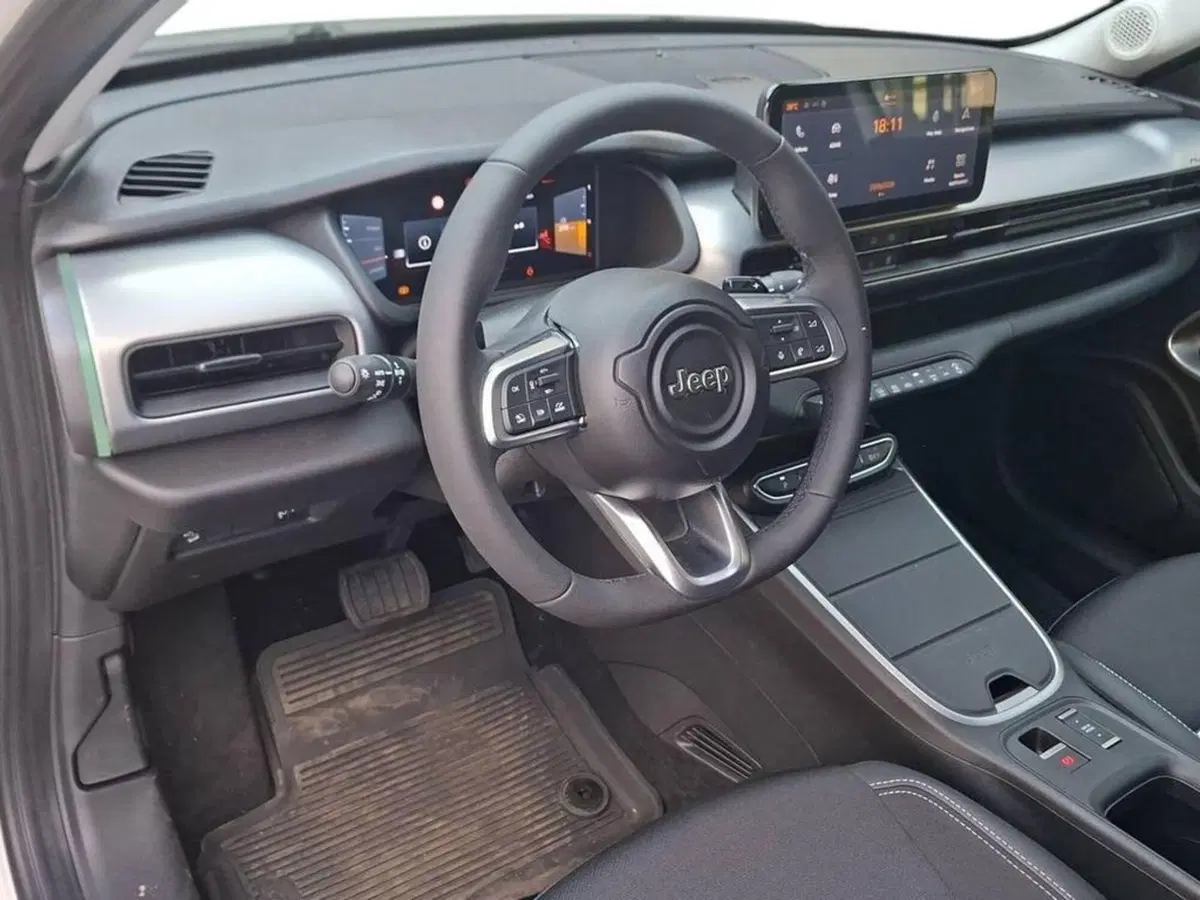 Jeep Avenger usata a Torino (9)